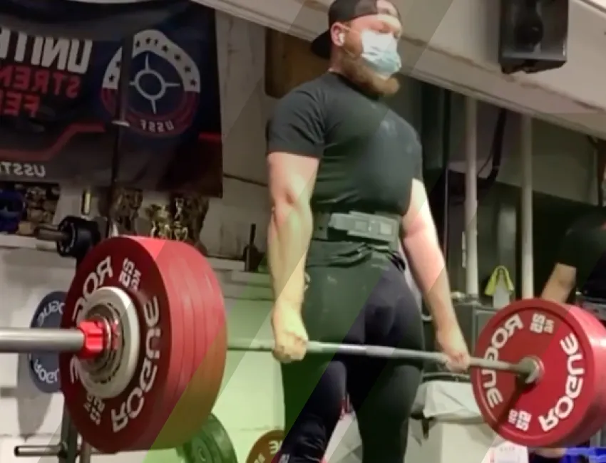 deadlifting at cambridge strength